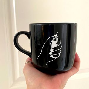 🌼 NWOT Urban Outfitters Lighter Mug